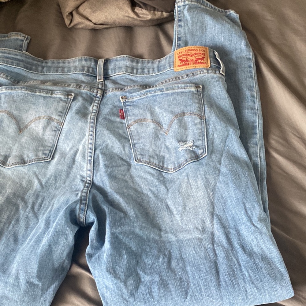 Levi’s Jeans - Picture 4 of 4